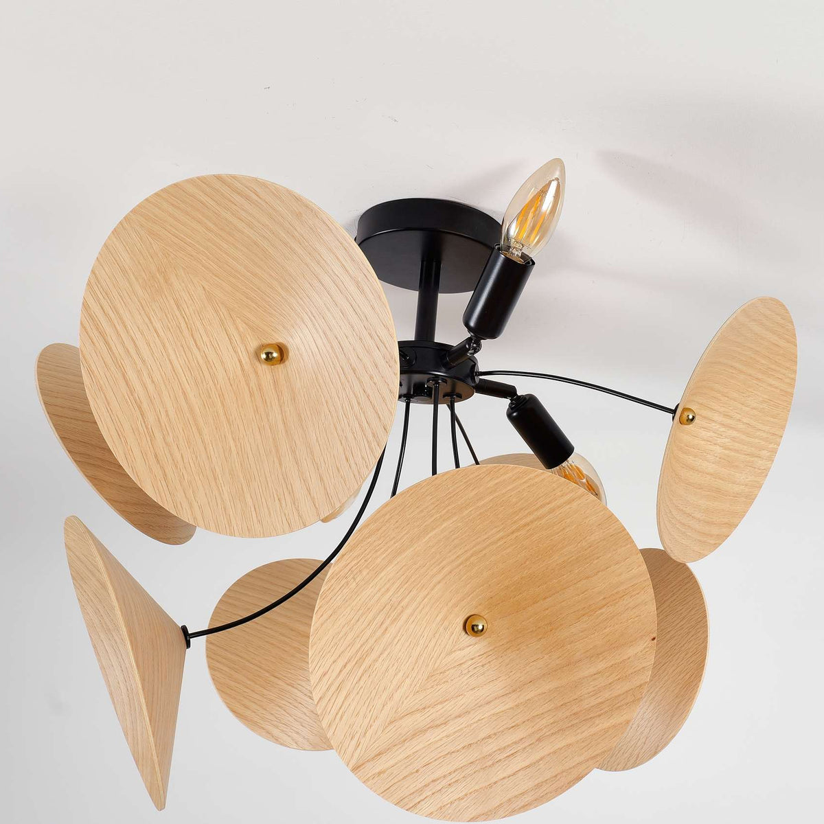Orbit_CeilingLight_Detail2_Ork